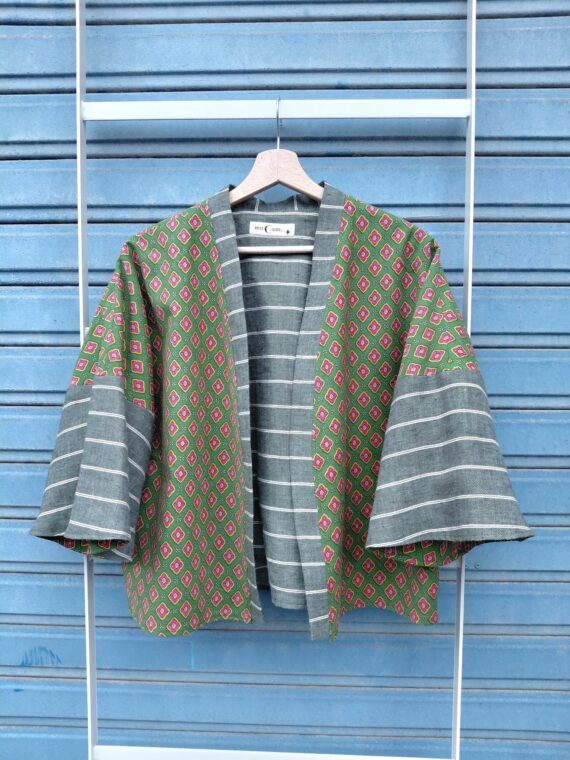Kimono court réversible motifs losanges verts & lignes